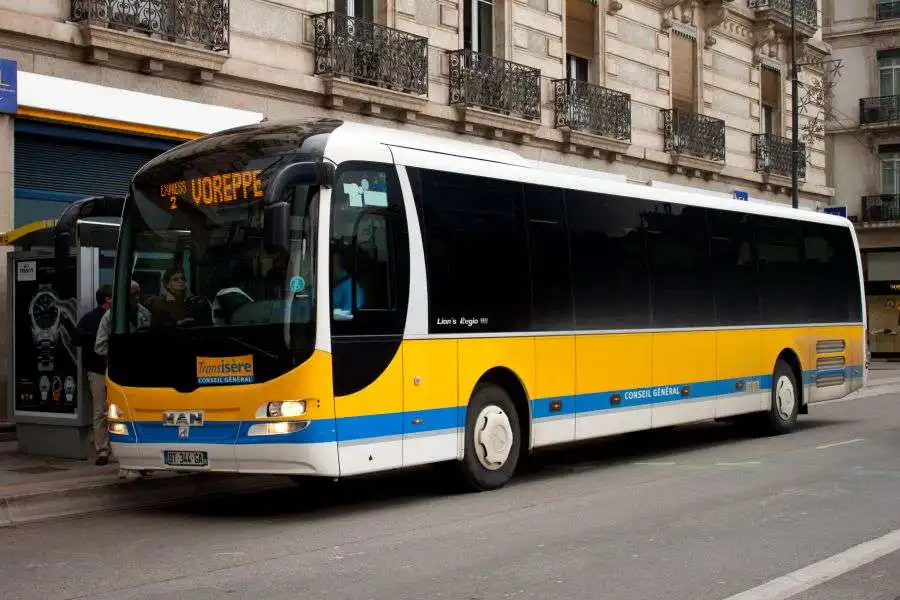 Автобус