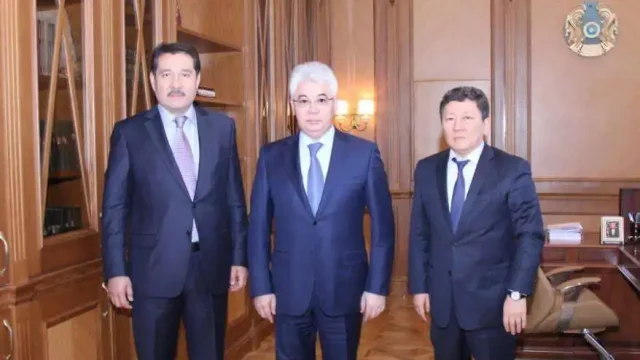 ОҚО әкімі тұтынушылардың құқықтарын қорғау комитетінің төрағасымен кездесті