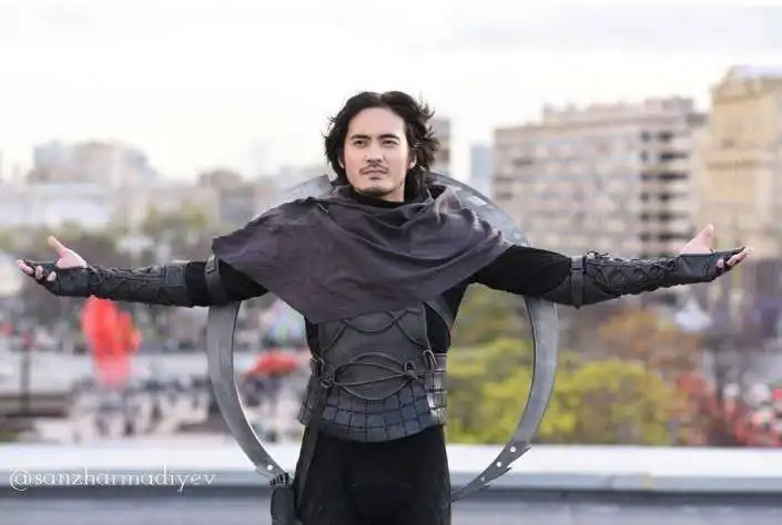 Актер Санжар Мәдиев
