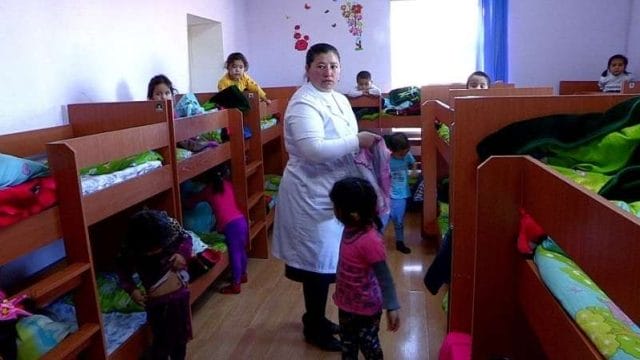 ОҚО балабақша меңгерушісі жағдайы төмен отбасының балаларын тегін тәрбиелеуде