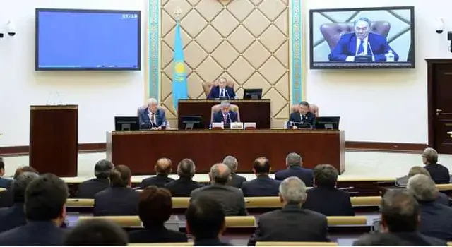 Серік Сыдықов сенат аппаратының жаңа басшысы болып тағайындалды