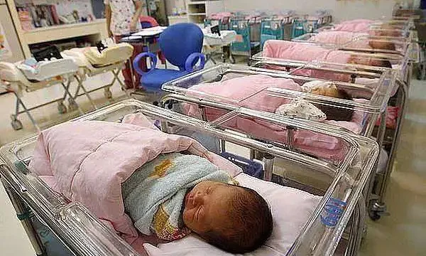 Алматыдағы перзентханалардың бірінде 30 нәресте сатылған