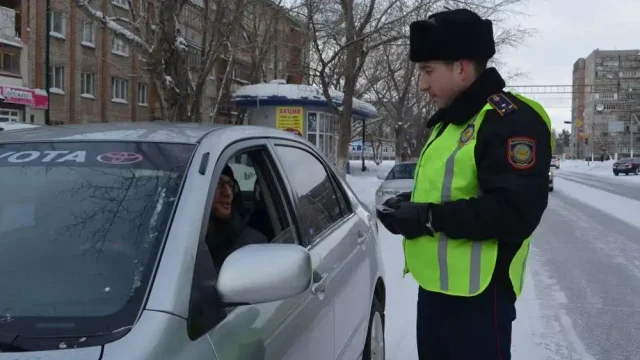 Жүргізуші куәлігінің орнына 12 құжаттың біреуін көрсетуге болады