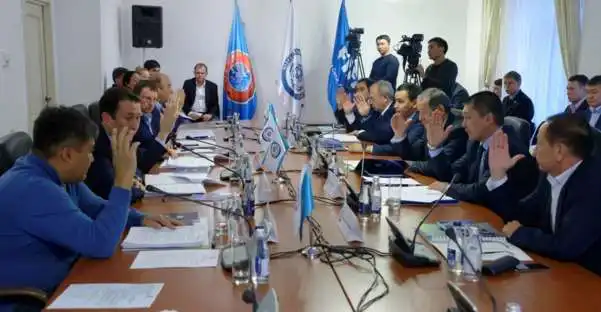Қазақстан футбол федерациясы ұлттық құрама бапкерін өзі таңдайды