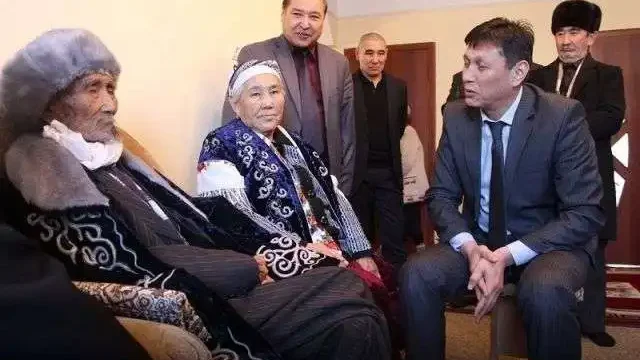 110 жасқа толған Оңтүстік қазақстандық қария ұзақ өмір сүру құпиясымен бөлісті