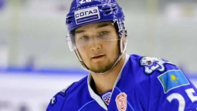 Хоккейші Дамир Рыспаев әскерге шақырту алды