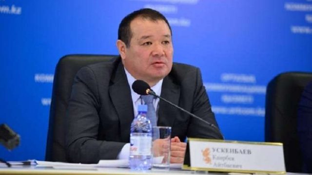 Президент жарлығымен Қайырбек Өскенбаев қызметінен босатылды