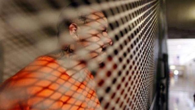 Америкалық теңізші 33 жыл бойы кінәсіз түрмеде отырған