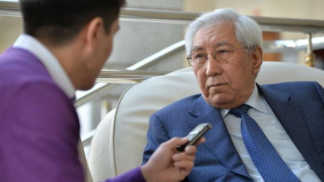 Мырзатай Жолдасбеков: Қазақ түгел атқа қонса, ешкімді тыңдамайды