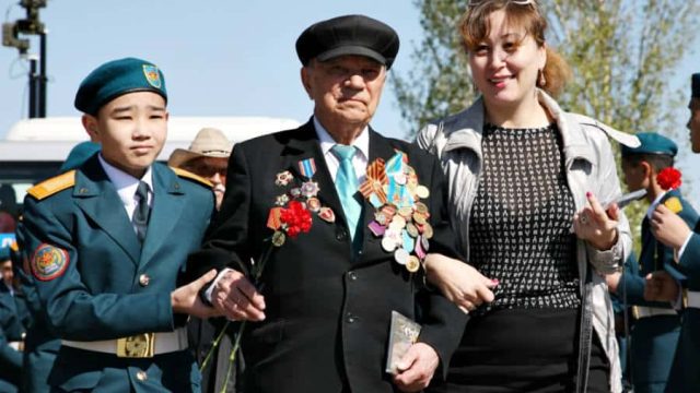 Қазақстан Жеңіс күнін атап өтуде