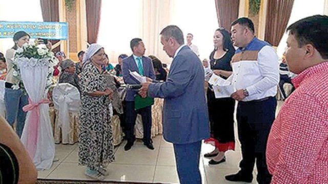 Оңтүстікқазақстандық қос кәсіпкер 100 отбасыға қайырымдылық жасады