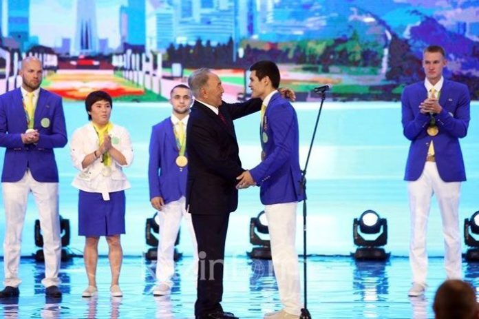 Нұрсұлтан Назарбаев Рио Олимпиадасының чемпиондары