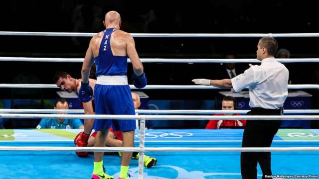 AIBA Василий Левитке алтын медальды қайтарып беруі мүмкін