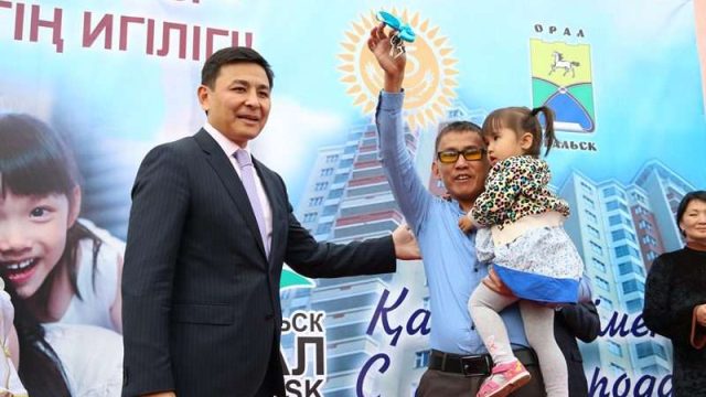 Оралда екі бірдей көп қабатты тұрғын үй пайдалануға берілді
