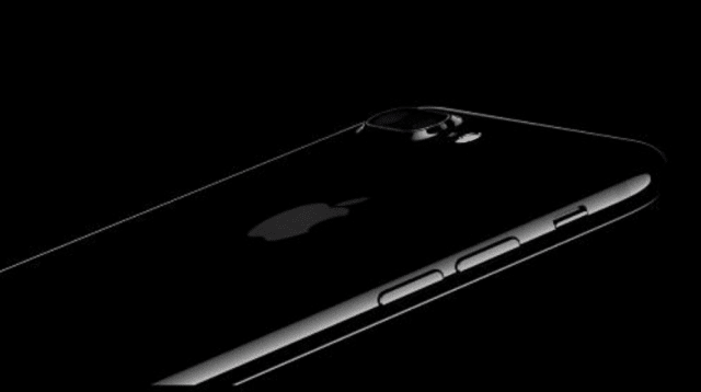 iPhone 7 жарыққа шықты