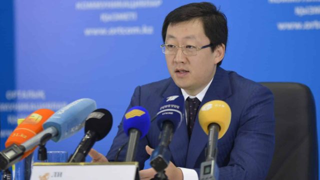 Жеке сот орындаушылары несиемен алынған қарызды өндіріп алмақ