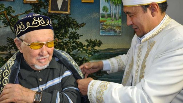 Қазақстанда 7 мыңнан астам адам қарттар үйінде өмір сүреді — Ержан қажы Малқажыұлы