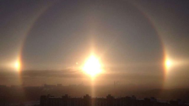 Аспаннан үш күн көрінді