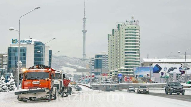 Қарды уақытылы тазаламаған кәсіпорындар 6,7 млн теңге айыппұл төлейді