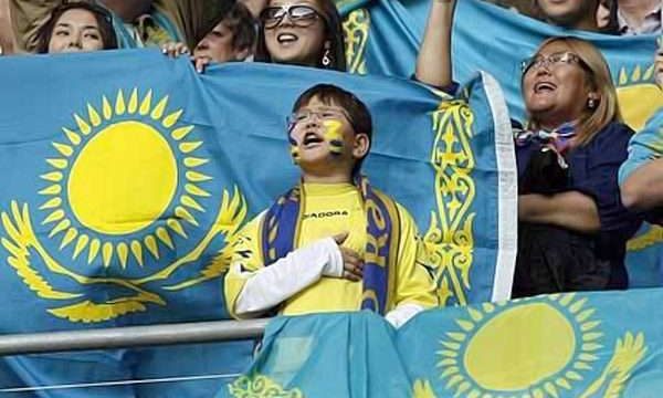 Қазақ халқы несімен ерекшеленеді?