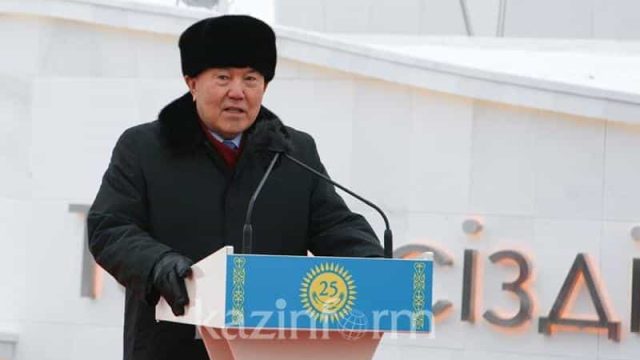 Елбасы Нұрсұлтан Назарбаев Астана əкімі Əсет Исекешевтің қазақшасын түсіне алмады