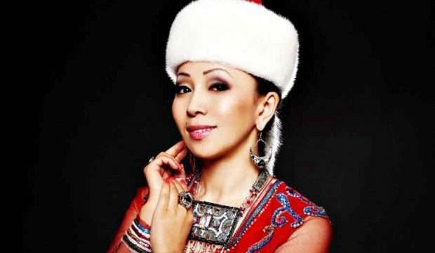 Әншілікке бет бұрған айтыскер ақындар