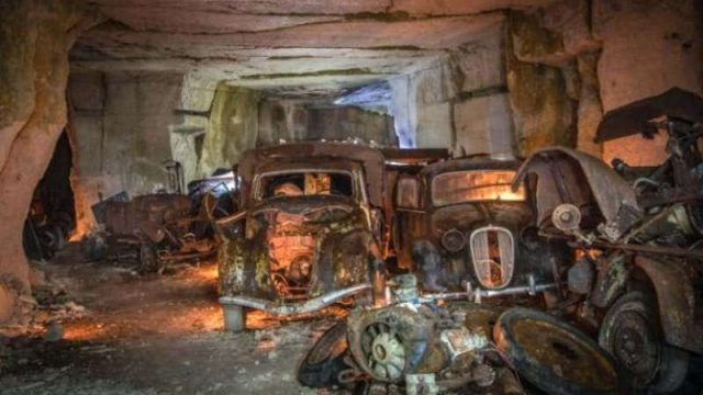 Франциядағы үңгірден 1930 жылғы автокөліктердің қоймасы табылды