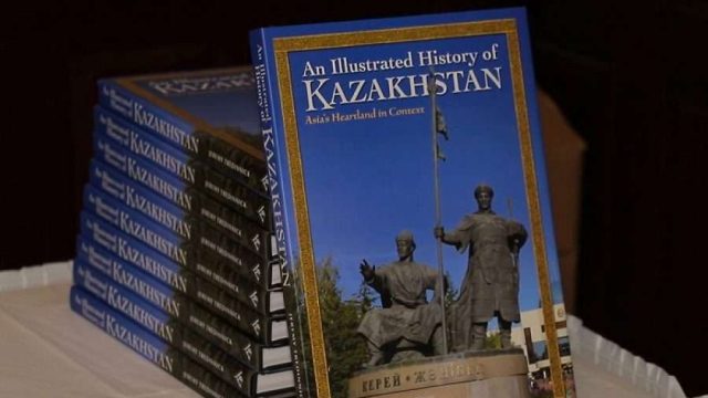 10-11 сыныптарда кейбір пәндер ағылшын тілінде оқытылады