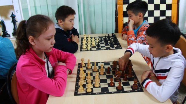 Астанада оқушылар арасында шахмат турнирі өтті