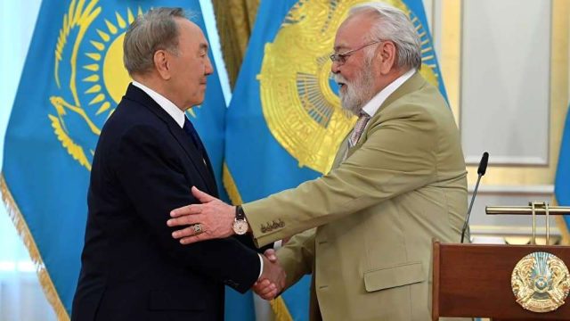 Асанәлі Әшімовке «Қазақстанның Еңбек Ері» атағы берілді