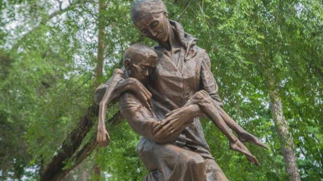 Қазақстанда саяси қуғын-сүргін құрбандарына қатысты 2,4 миллион архив картасының құпиясы ашылды