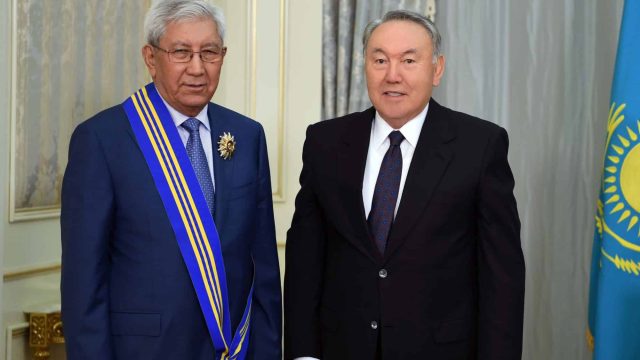 Мырзатай Жолдасбеков «Барыс» орденімен марапатталды