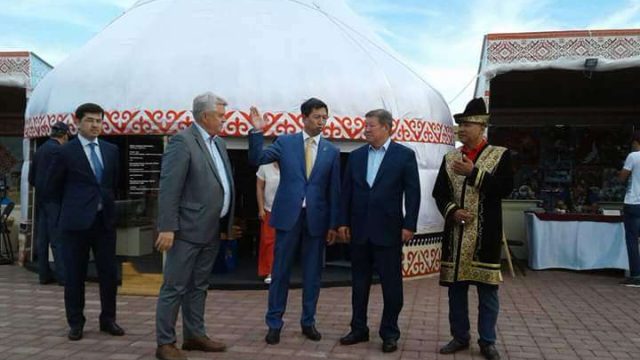 Астана: Ақмола облысы қолөнершілерінің көрмесі өтуде
