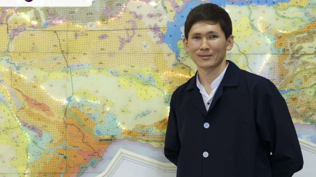 Самат Тәңірбергенов: Мақтаның өнімділігін арттыратын препарат жасап шықтық