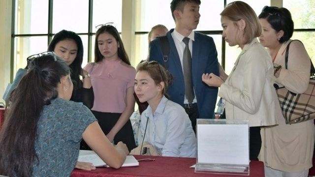 Астана қаласында бос жұмыс орындары жәрмеңкесі өтеді