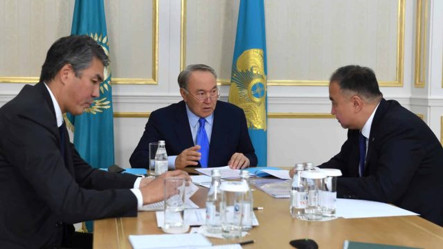 Мемлекет басшысы Ақмола облысының әкімі Мәлік Мырзалинді қабылдады