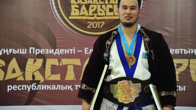 «Әлем барысы» додасына Қазақстаннан бес балуан барады
