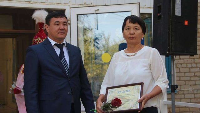 Батыс Қазақстанда ұстаздарға арналған Құрмет тақтасы жаңа есімдермен толықты