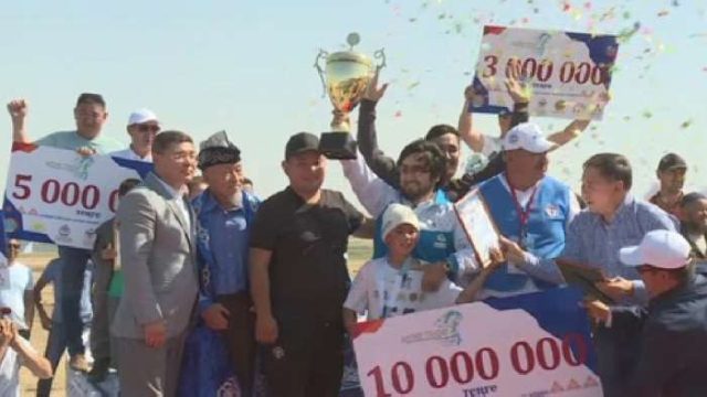 «Алтын тұлпар» аламан бәйгесіне 10 млн теңге тігілді