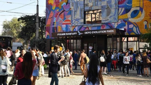 Алматыдағы Depo Evolution Park-те жастардың лофт-орталығы жұмыс істейді