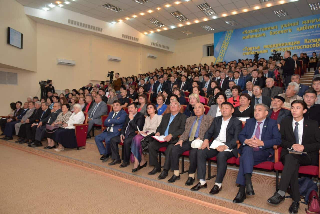 Ақмола жұртшылығы латын жазуына көшуді қолдап отыр