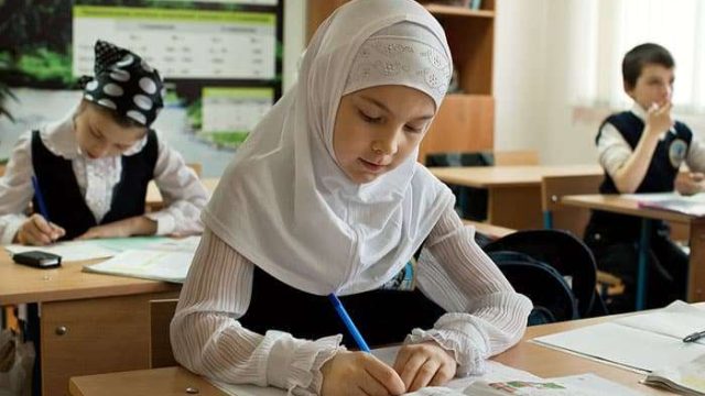 Орамал тағатын оқушылардың ата-аналары арнайы мектеп ашуға құқылы — Нұрлан Ермекбаев