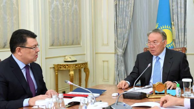 Нұрсұлтан Назарбаев: Сөгіс алу — қызметтен босатылғанмен бірдей
