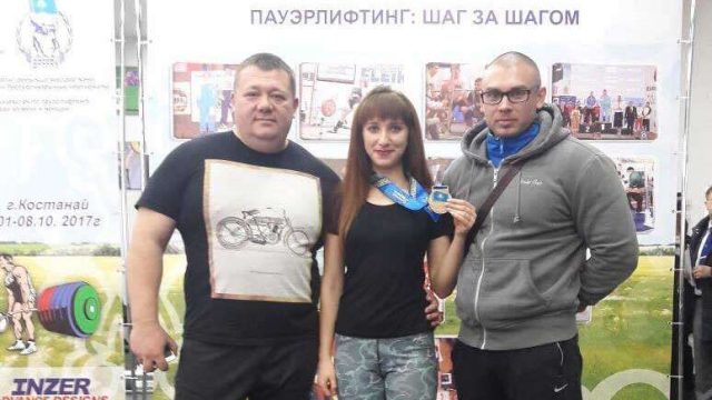 Көкшетаулық пауэрлифтшілер ел чемпионатында екі алтын медаль еншіледі