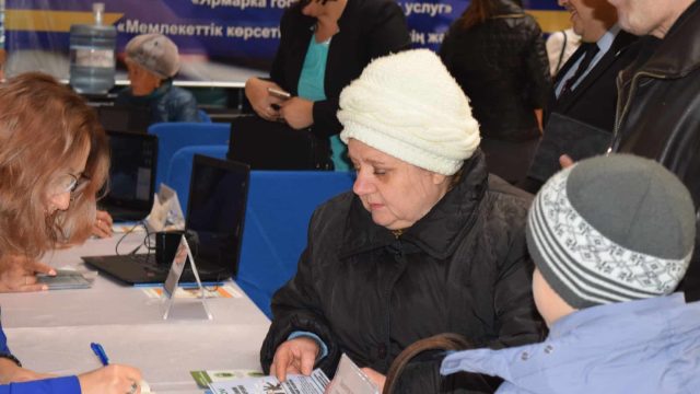 Көкшетауда мемлекеттік көрсетілетін қызметтердің жәрмеңкесі ұйымдастырылды