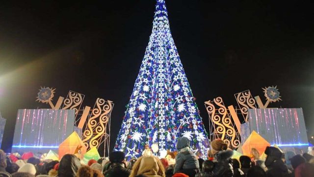 Астанада Жаңа жылға дайындық Тәуелсіздік күнінен кейін басталады