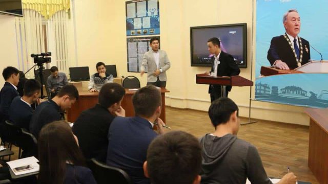 Оралда республикалық пікірталас турнирі өтті