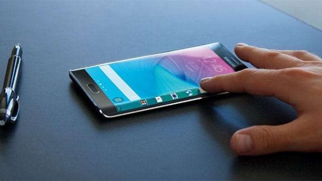 Samsung екі жақты экраны бар смартфон шығармақ