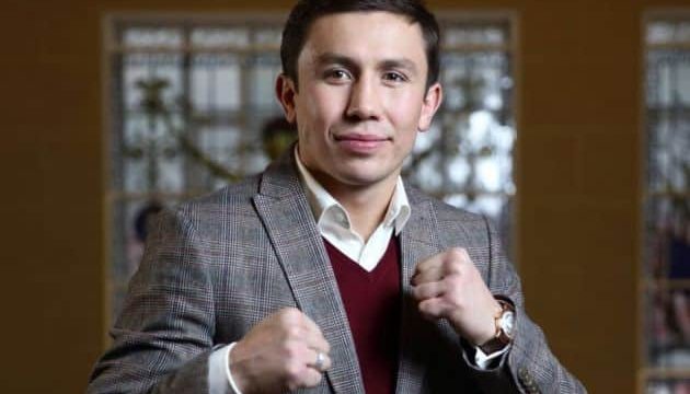 Геннадий Головкин жанкүйерлерін жаңа жылмен 4 тілде құттықтады