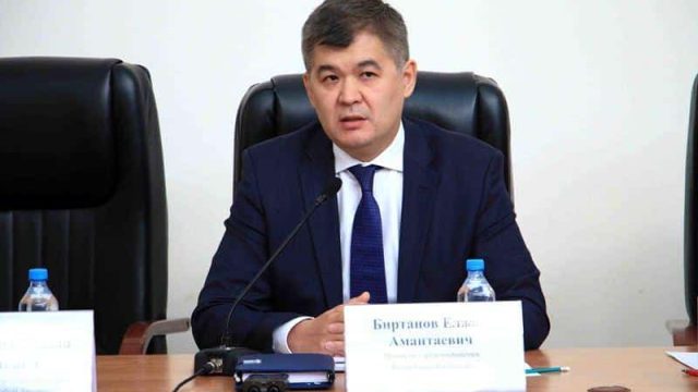 ҚР Денсаулық сақтау министрi: Медициналық құжаттаманы «қағазсыз жүргiзу» жүйесi енгiзiле бастады